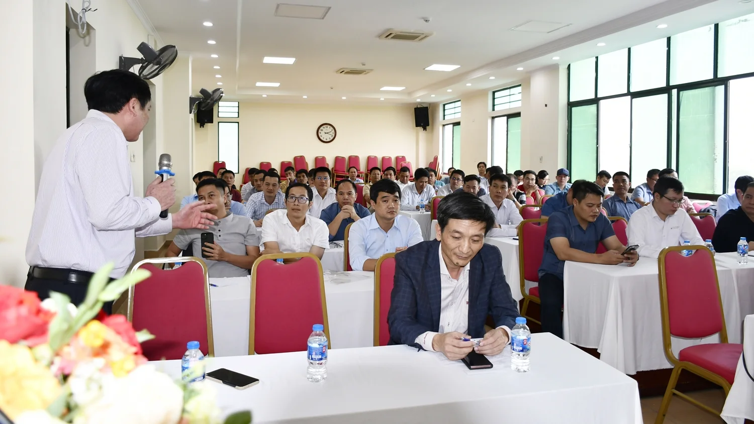 HỘI THẢO KHOA HỌC “SỬ DỤNG ĐÁ VÔI CHẤT LƯỢNG THẤP ĐỂ SẢN XUẤT CLANKE XI MĂNG” HỘI THẢO KHOA HỌC “SỬ DỤNG ĐÁ VÔI CHẤT LƯỢNG THẤP ĐỂ SẢN XUẤT CLANKE XI MĂNG”