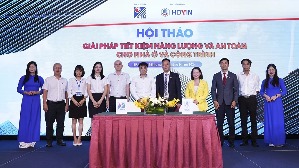 HỘI THẢO “GIẢI PHÁP TIẾT KIỆM NĂNG LƯỢNG VÀ AN TOÀN CHO NHÀ Ở VÀ CÔNG TRÌNH” HỘI THẢO “GIẢI PHÁP TIẾT KIỆM NĂNG LƯỢNG VÀ AN TOÀN CHO NHÀ Ở VÀ CÔNG TRÌNH”