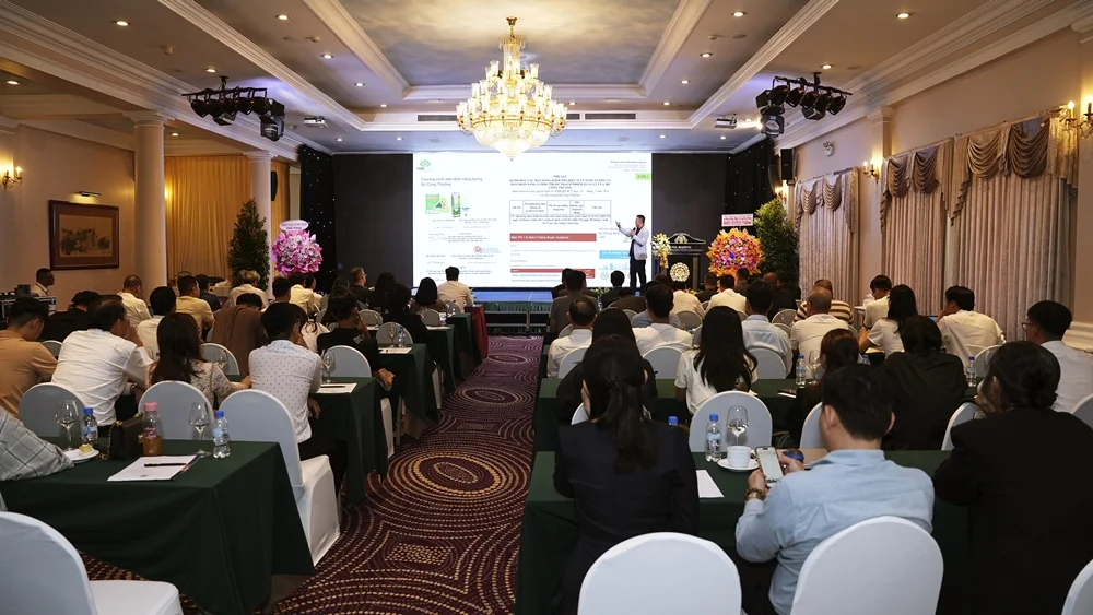 HỘI THẢO “GIẢI PHÁP TIẾT KIỆM NĂNG LƯỢNG VÀ AN TOÀN CHO NHÀ Ở VÀ CÔNG TRÌNH” HỘI THẢO “GIẢI PHÁP TIẾT KIỆM NĂNG LƯỢNG VÀ AN TOÀN CHO NHÀ Ở VÀ CÔNG TRÌNH”