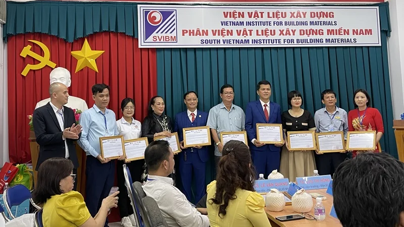 SVIBM: HỘI THẢO “PHÁP LUẬT ĐỒNG HÀNH CÙNG DOANH NGHIỆP – XU THẾ NET ZERO TRONG XÂY DỰNG” SVIBM: HỘI THẢO “PHÁP LUẬT ĐỒNG HÀNH CÙNG DOANH NGHIỆP – XU THẾ NET ZERO TRONG XÂY DỰNG”