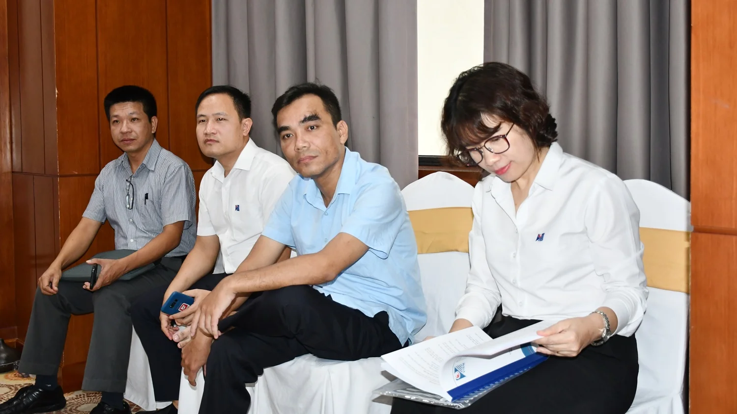 HỘI THẢO “XÂY DỰNG TIÊU CHUẨN QUỐC GIA VỀ XI MĂNG – YÊU CẦU KỸ THUẬT VÀ KIỂM TRA CHẤP NHẬN THEO ĐỊNH HƯỚNG MỚI” HỘI THẢO “XÂY DỰNG TIÊU CHUẨN QUỐC GIA VỀ XI MĂNG – YÊU CẦU KỸ THUẬT VÀ KIỂM TRA CHẤP NHẬN THEO ĐỊNH HƯỚNG MỚI”