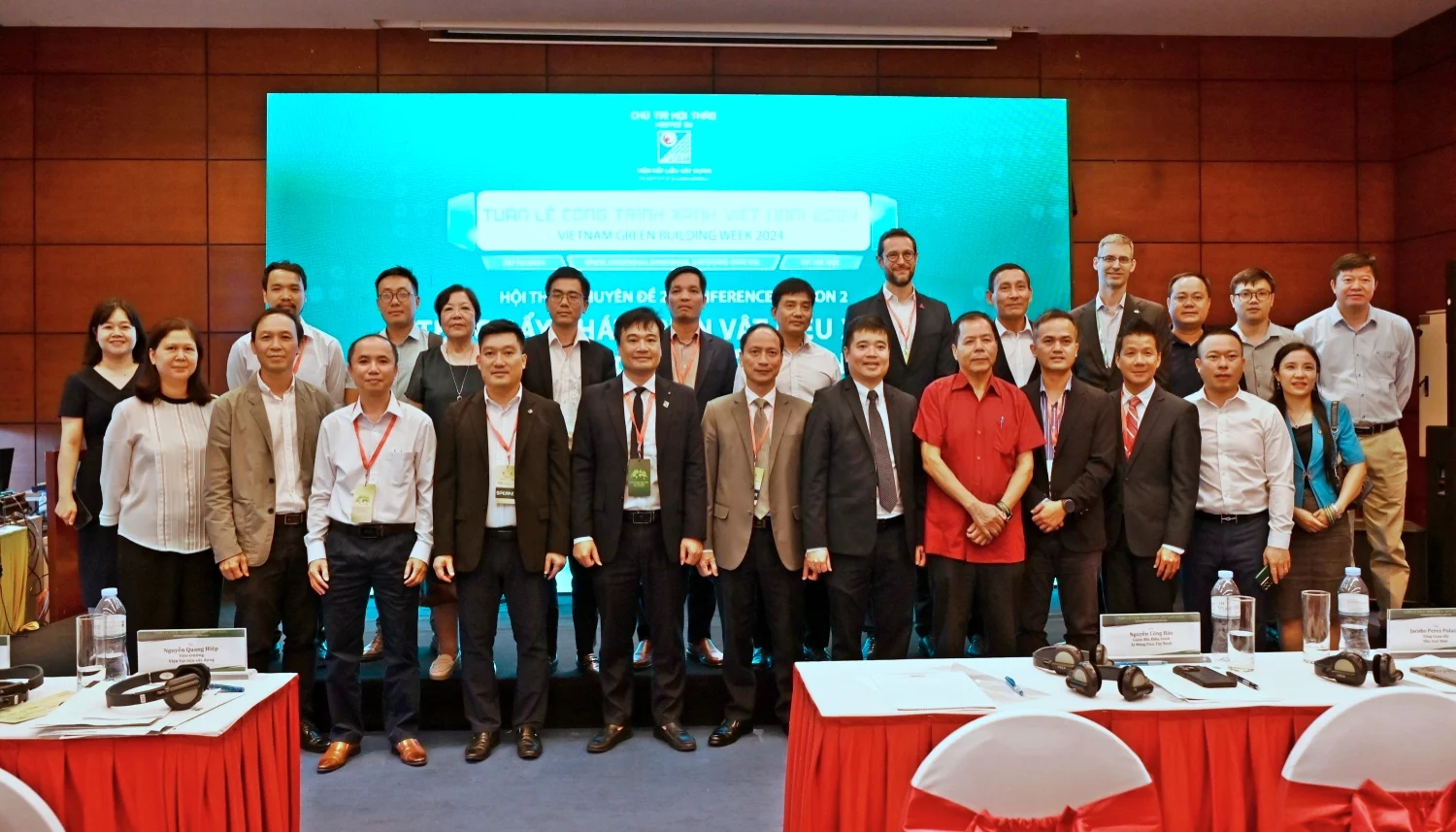HỘI THẢO “THÚC ĐẨY PHÁT TRIỂN VẬT LIỆU XANH: GIẢI PHÁP BỀN VỮNG CHO MỘT TƯƠNG LAI XANH” HỘI THẢO “THÚC ĐẨY PHÁT TRIỂN VẬT LIỆU XANH: GIẢI PHÁP BỀN VỮNG CHO MỘT TƯƠNG LAI XANH”
