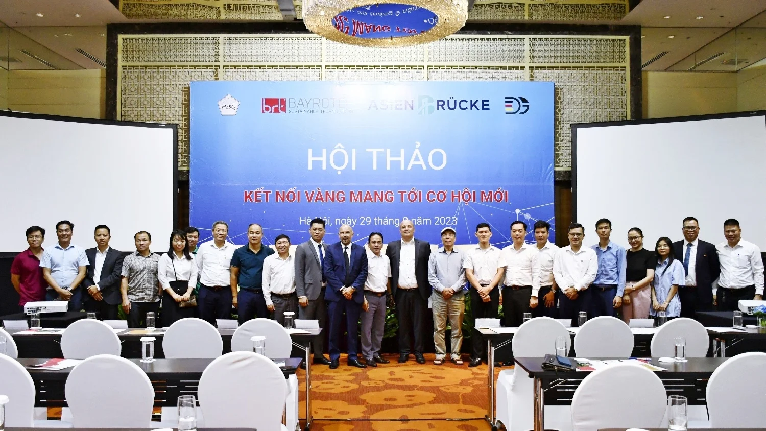VIBM THAM GIA HỘI THẢO KẾT NỐI CƠ HỘI HỢP TÁC VỀ VẬT LIỆU CÔNG TRÌNH GIAO THÔNG VỚI CÁC ĐỐI TÁC ĐỨC