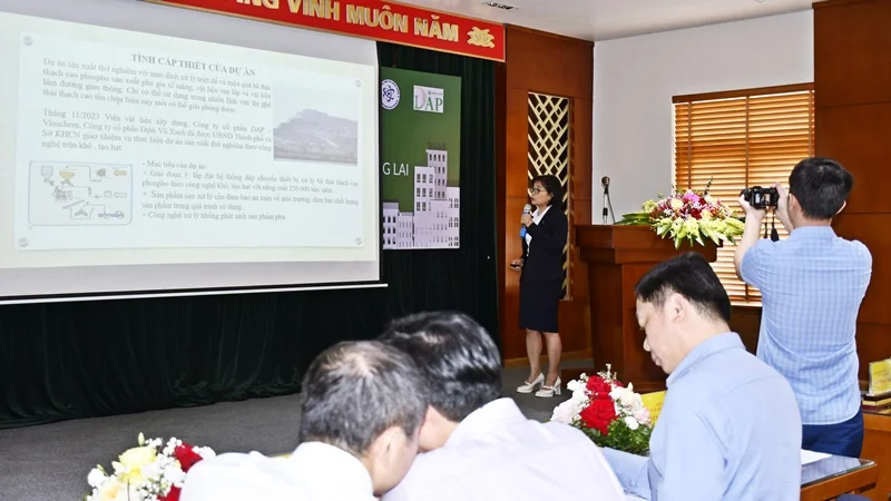 HỘI THẢO “THẠCH CAO PHOSPHO – VẬT LIỆU XANH TƯƠNG LAI HỘI THẢO “THẠCH CAO PHOSPHO – VẬT LIỆU XANH TƯƠNG LAI